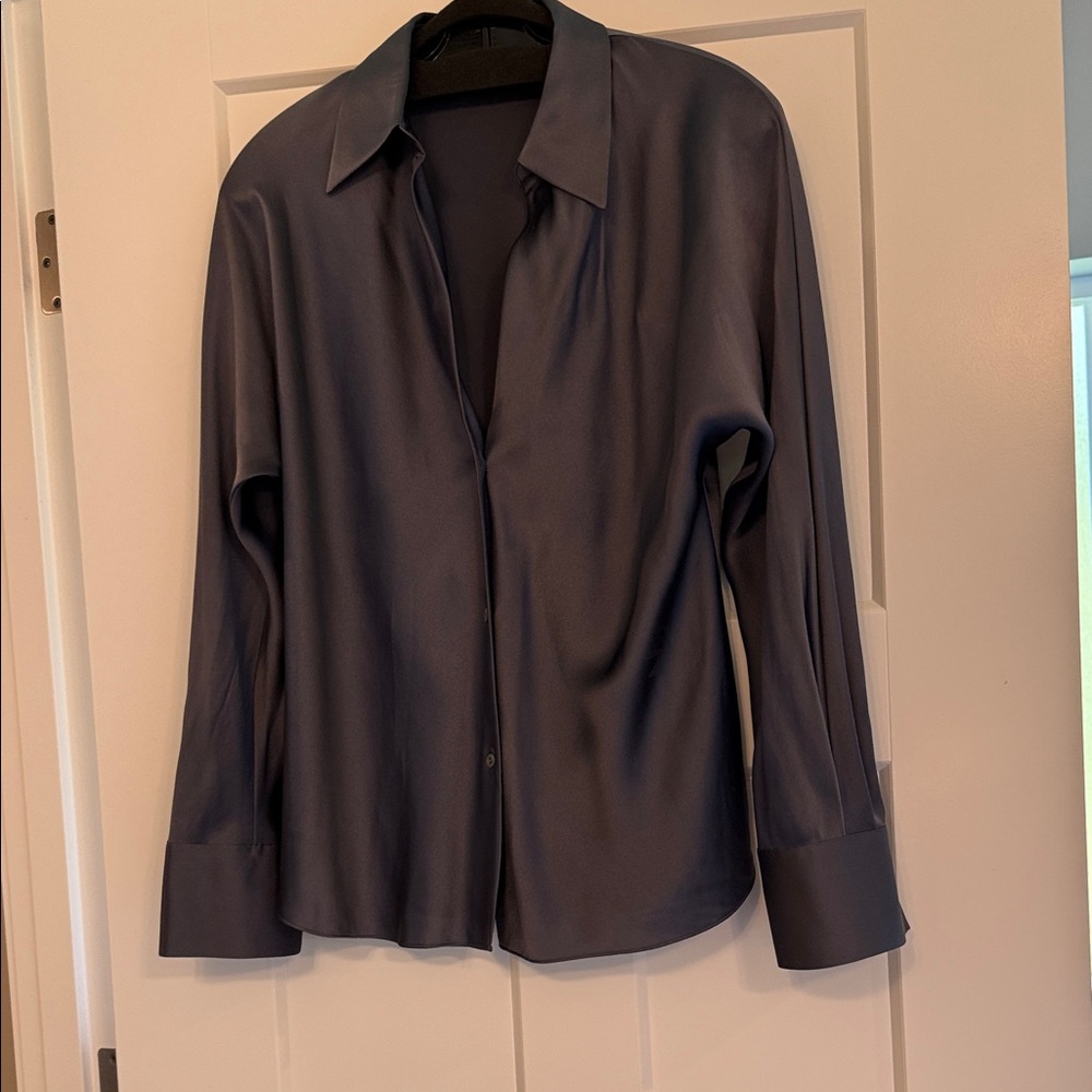 Vince Elegant 100% Silk Blue Button-Up Shirt